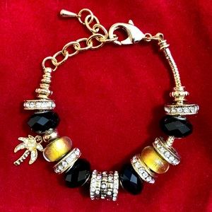 🌹Tropical charm bracelet